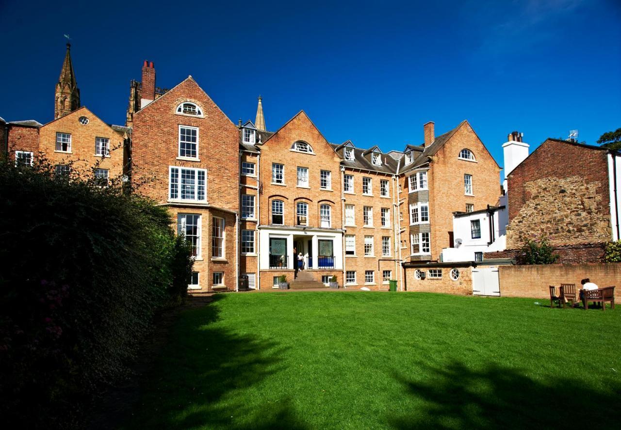 Bed and Breakfast St Chad'S College Дарем Экстерьер фото