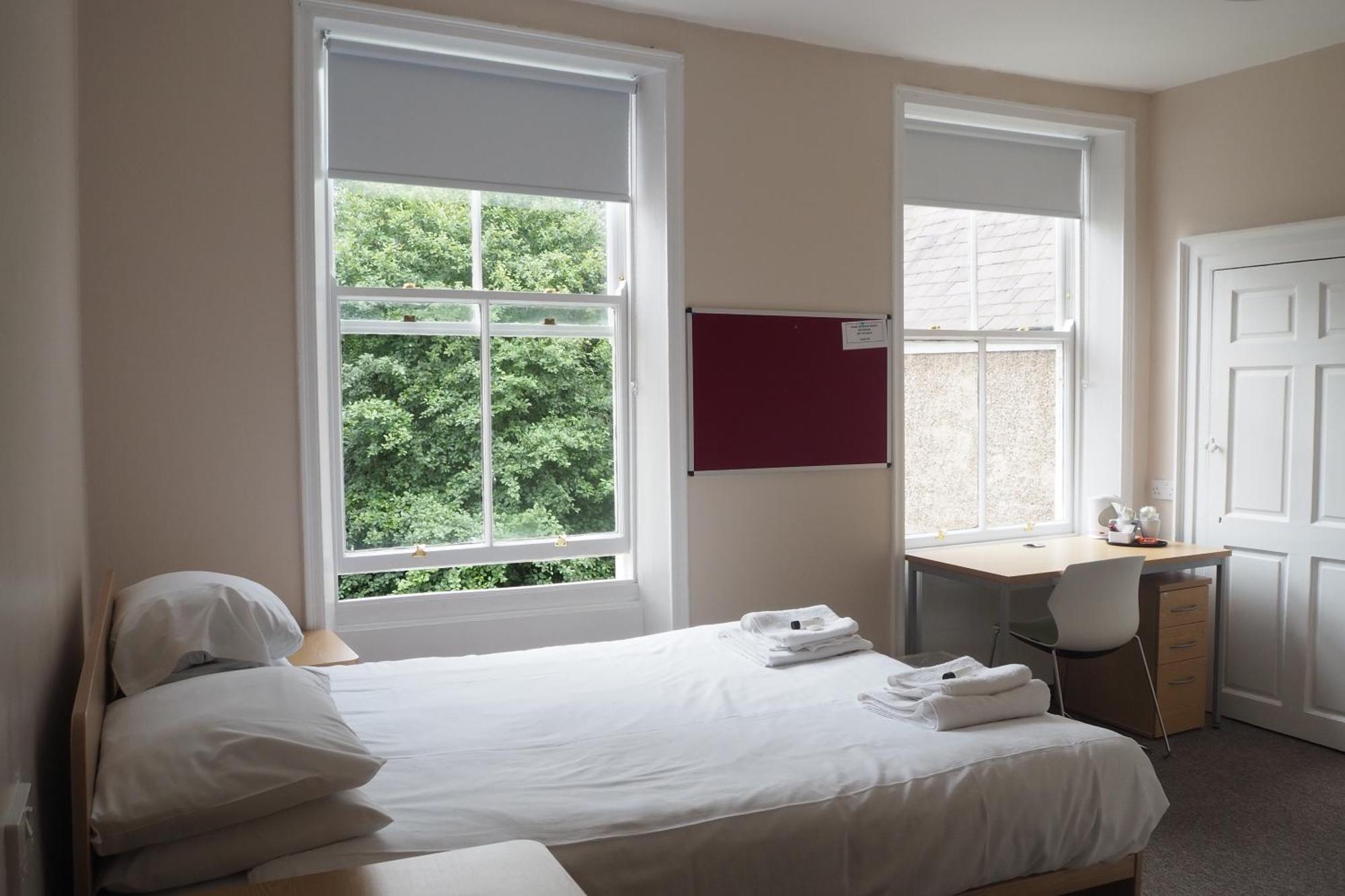 Bed and Breakfast St Chad'S College Дарем Экстерьер фото
